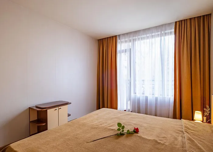 Primrose With Free Parking Daire Varna