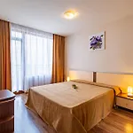 Primrose With Free Parking Appartamento Varna